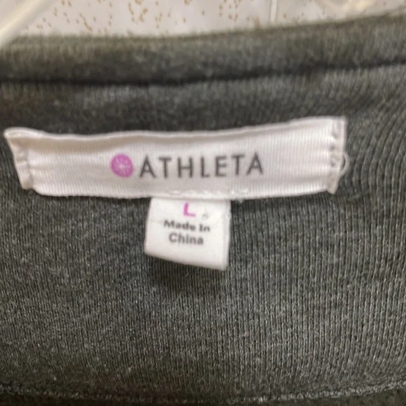 Athleta Zip Quilted jacket Outerwear size large- Moto Style - Picture 4 of 8